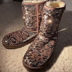 UGG Reversible Cheetah Silver Sequin Boots Size 7